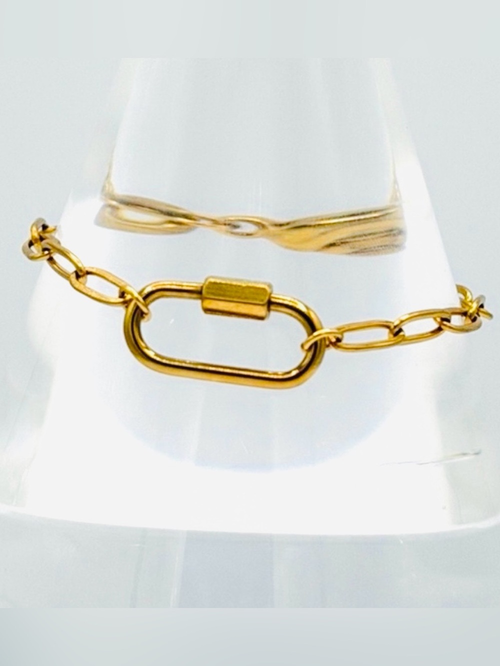 Gold Plated Carabiner Link Chain Bracelet Crystal Charm Woman’s Jewelry Pretty!